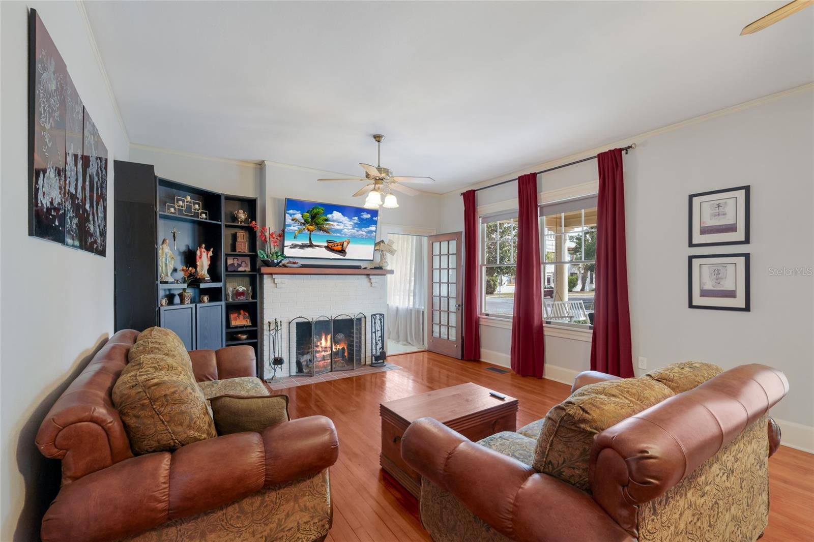 Image 16 of 61 For 904 22nd Street W