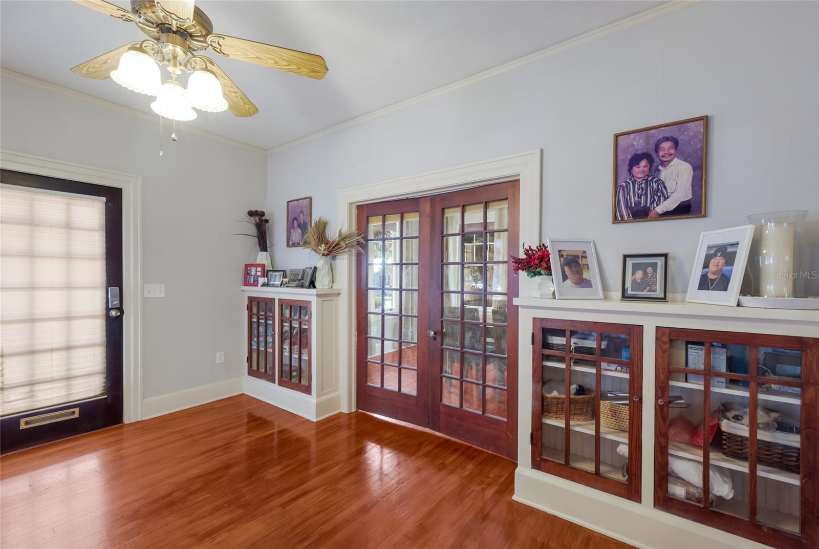 Image 17 of 61 For 904 22nd Street W