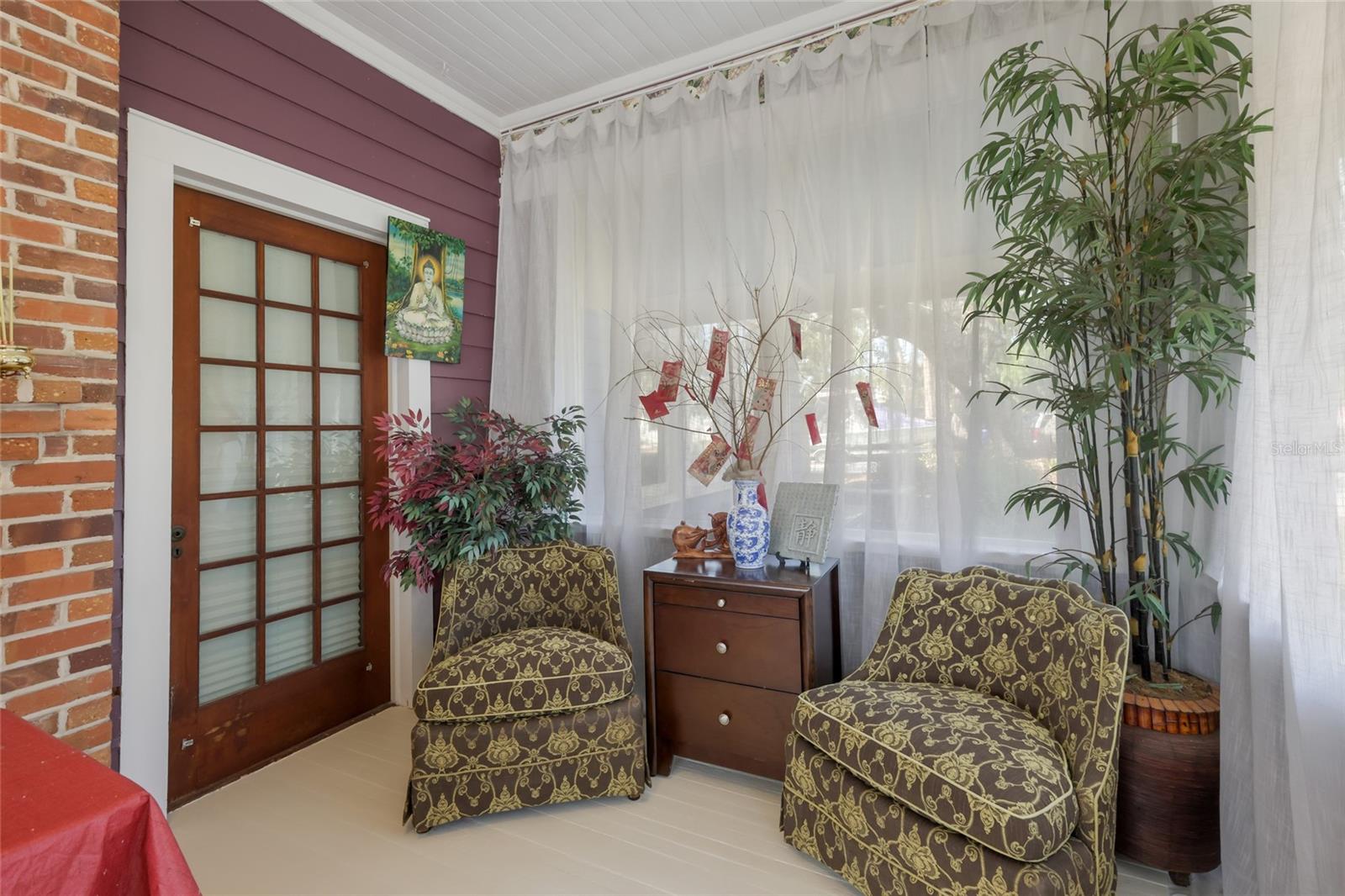 Image 20 of 61 For 904 22nd Street W