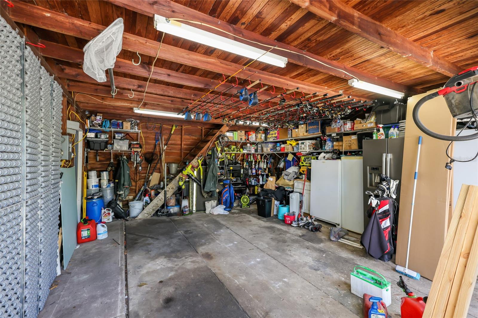 Image 49 of 61 For 904 22nd Street W