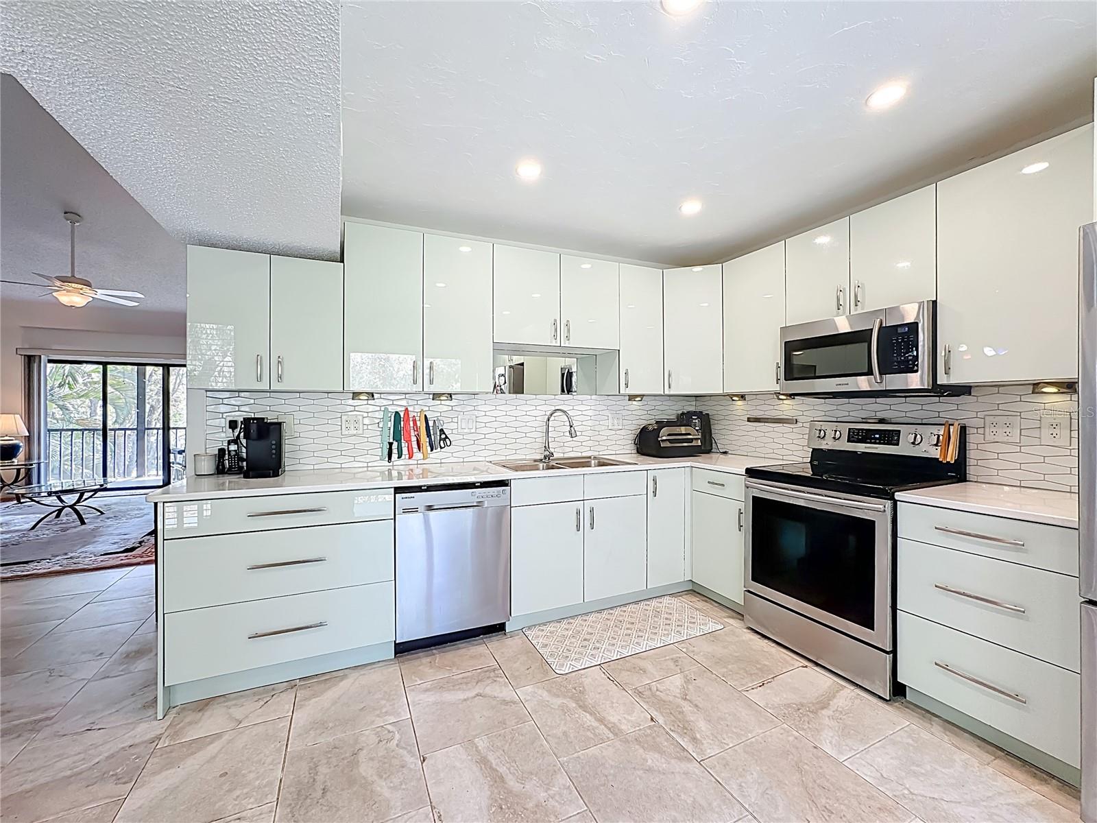 Image 13 of 60 For 1617 Brookhouse Drive Br260