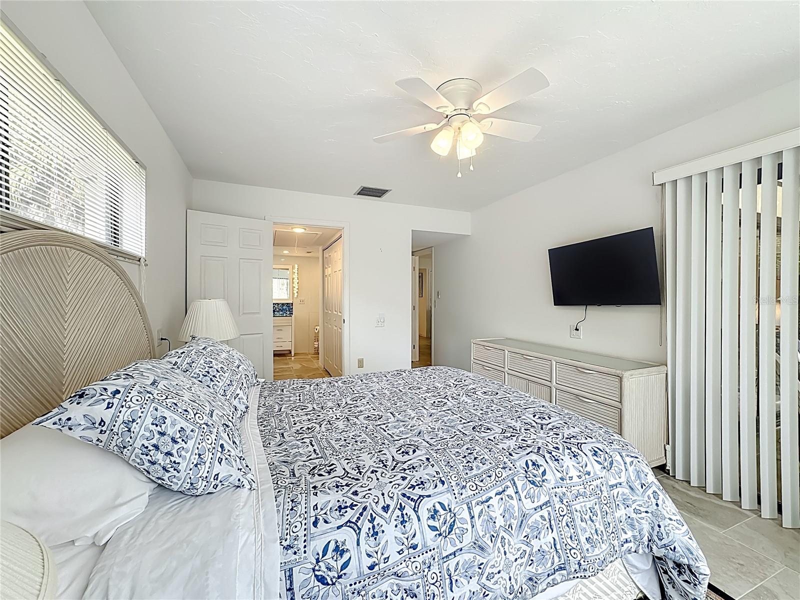 Image 31 of 60 For 1617 Brookhouse Drive Br260