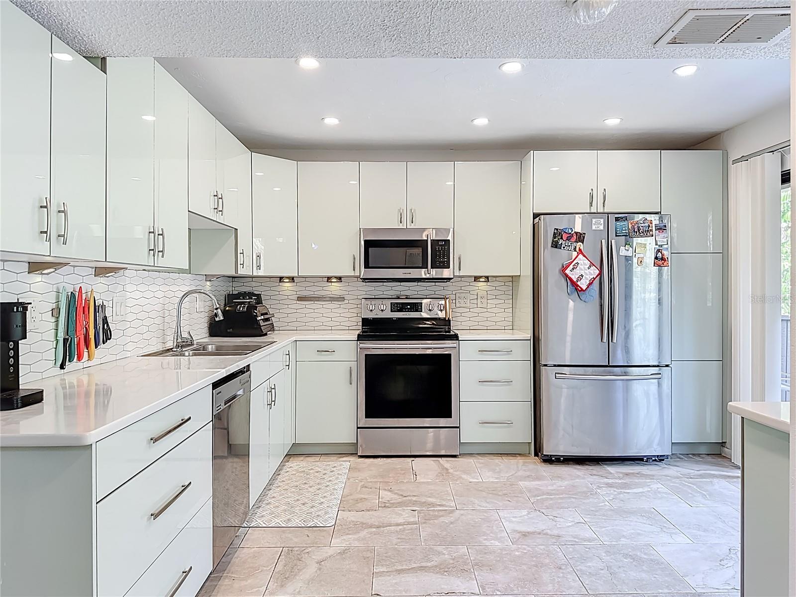 Image 8 of 60 For 1617 Brookhouse Drive Br260