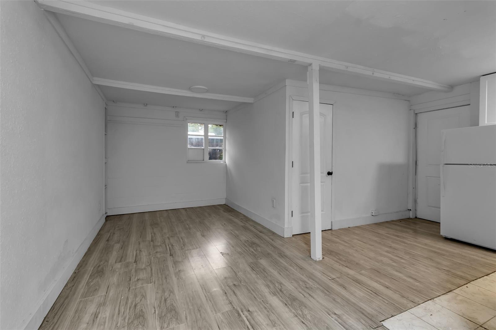 Image 16 of 24 For 1008 16th Avenue W