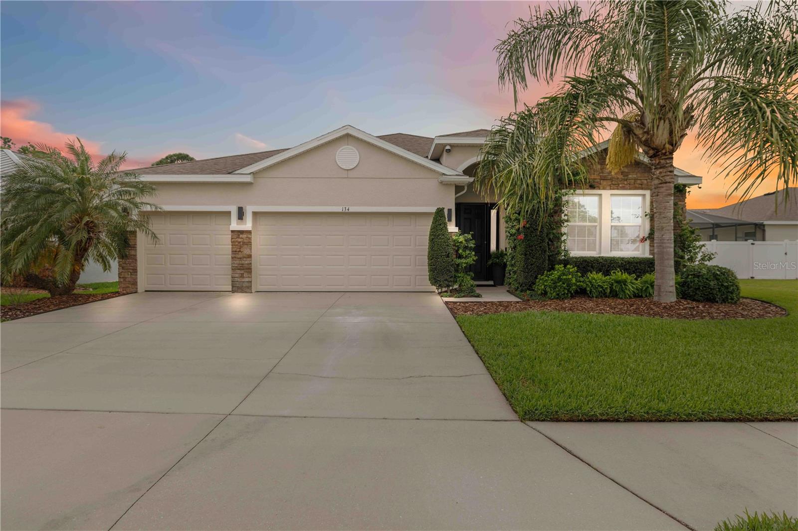 Details for 134 Brilliant Bloom Court, BRADENTON, FL 34212