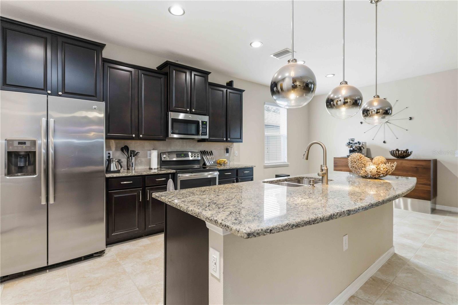 Image 21 of 64 For 134 Brilliant Bloom Court