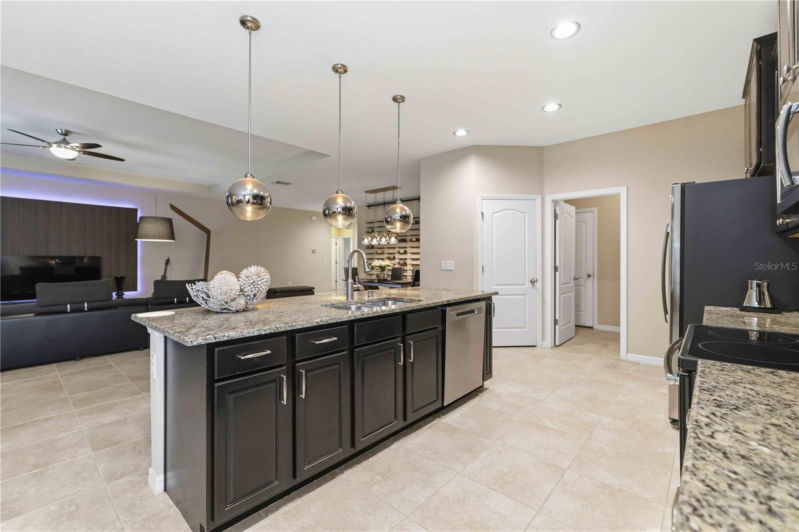 Image 24 of 64 For 134 Brilliant Bloom Court