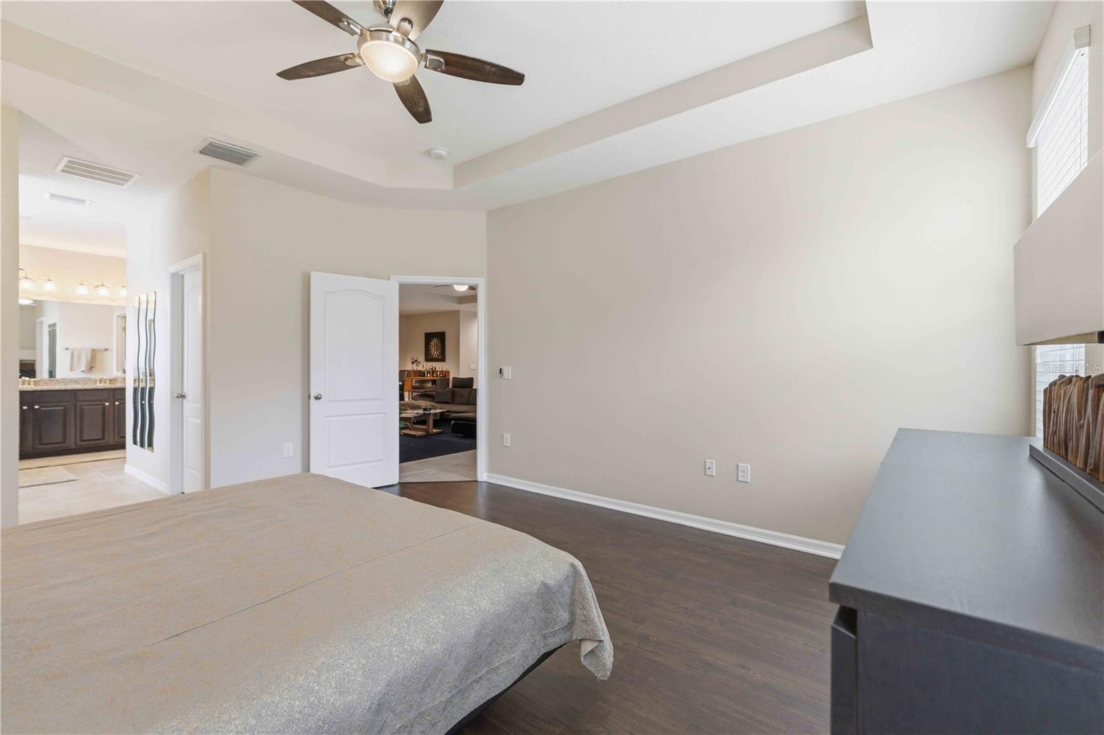 Image 34 of 64 For 134 Brilliant Bloom Court