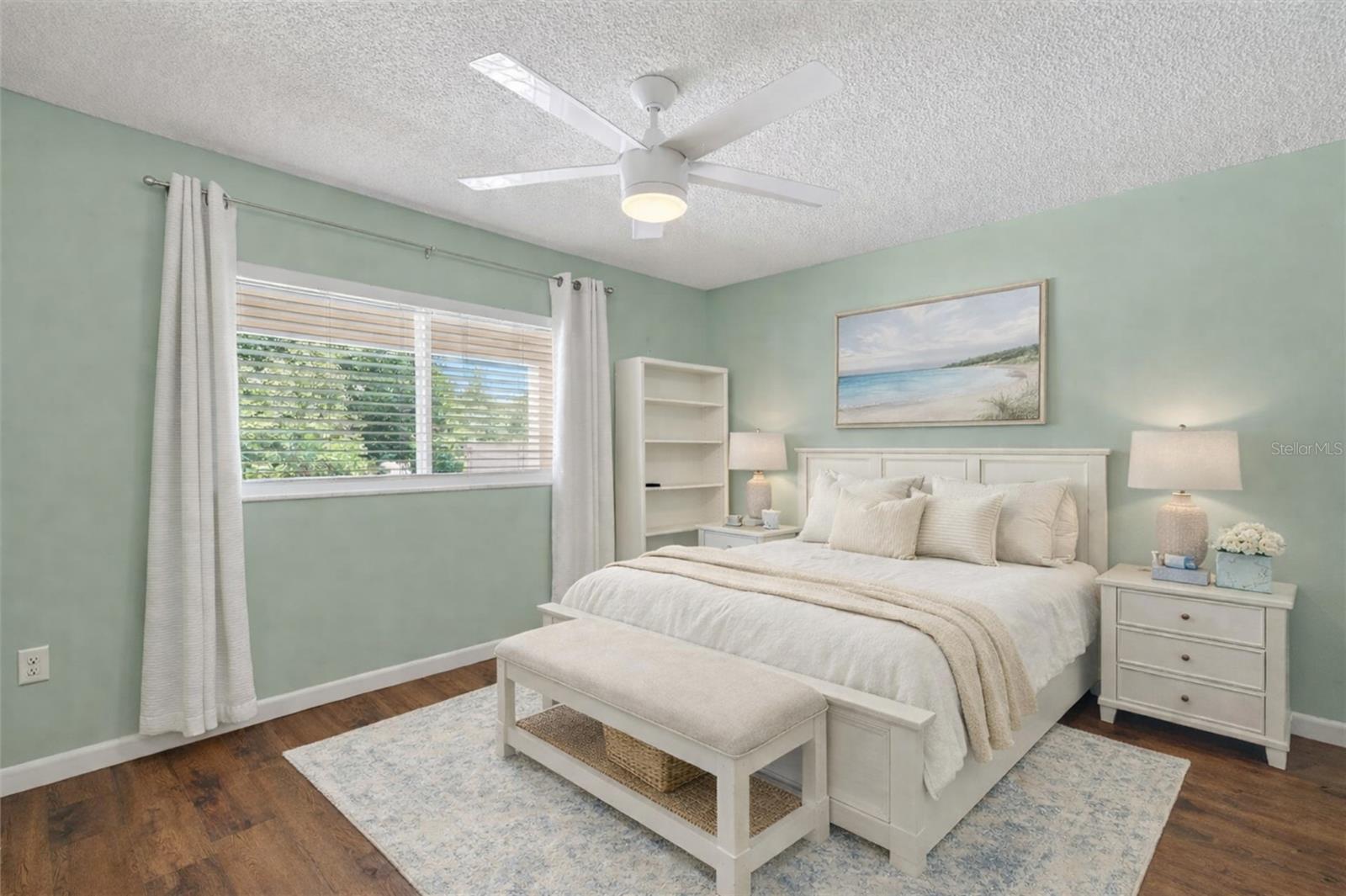 Image 25 of 35 For 2522 Clubhouse Drive 204