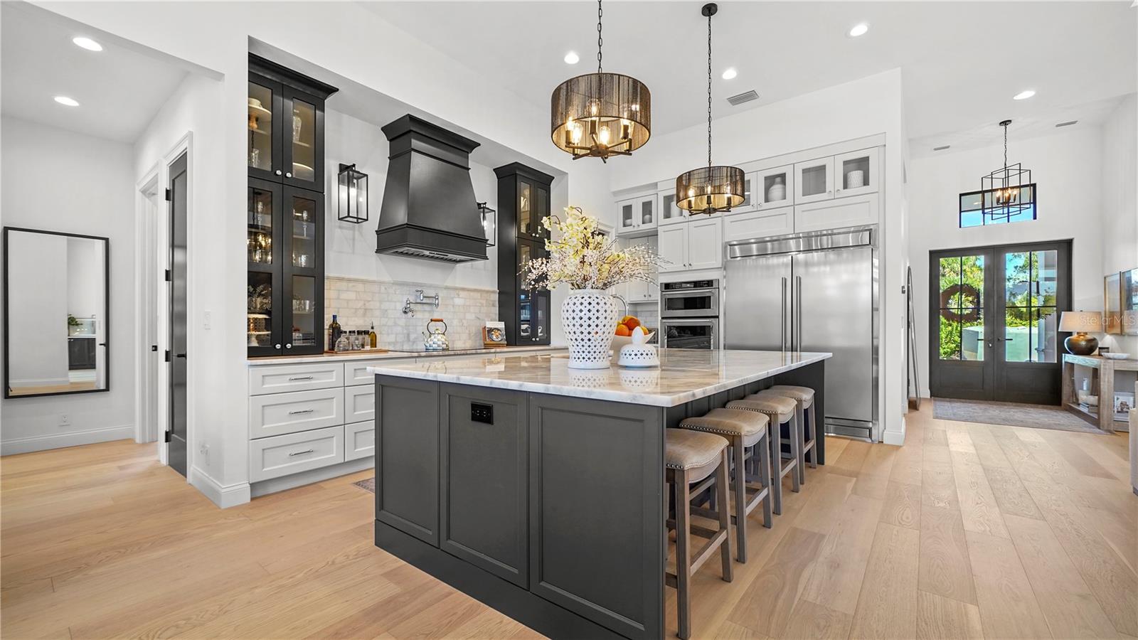 Image 19 of 81 For 14547 Pittenger Avenue