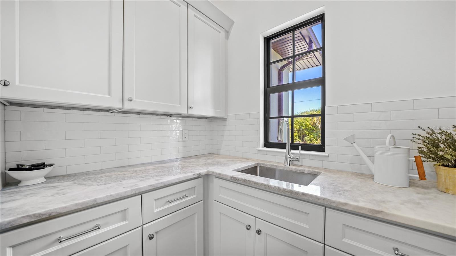 Image 56 of 81 For 14547 Pittenger Avenue