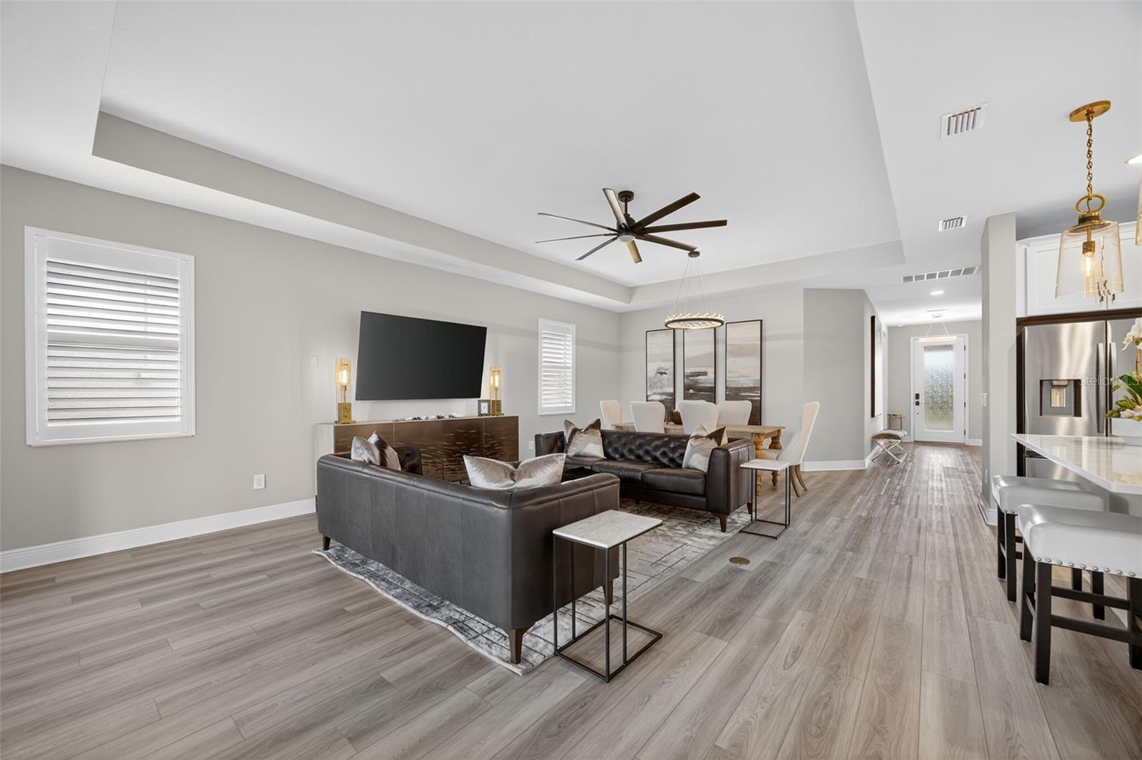 Image 13 of 55 For 17744 Savory Mist Circle