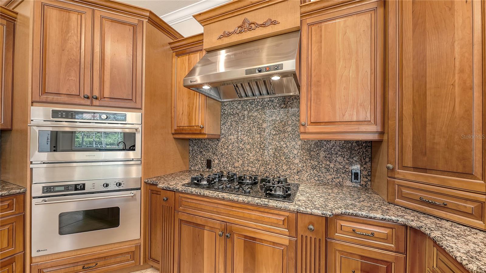 Image 12 of 50 For 554 Dove Pointe