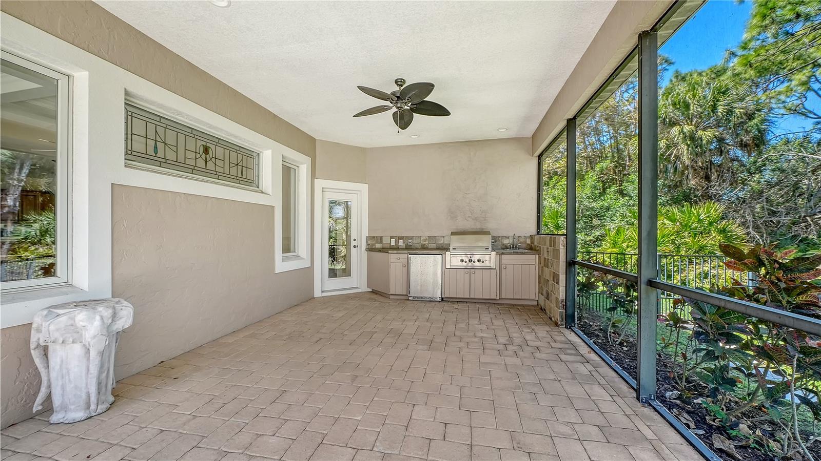 Image 17 of 50 For 554 Dove Pointe