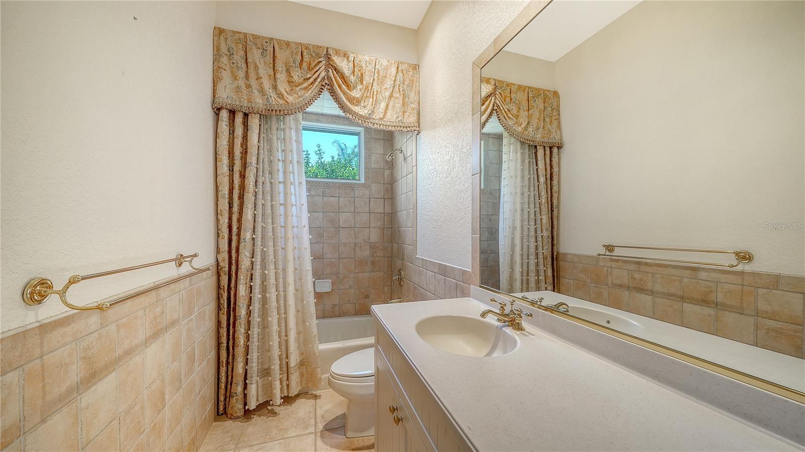 Image 25 of 50 For 554 Dove Pointe