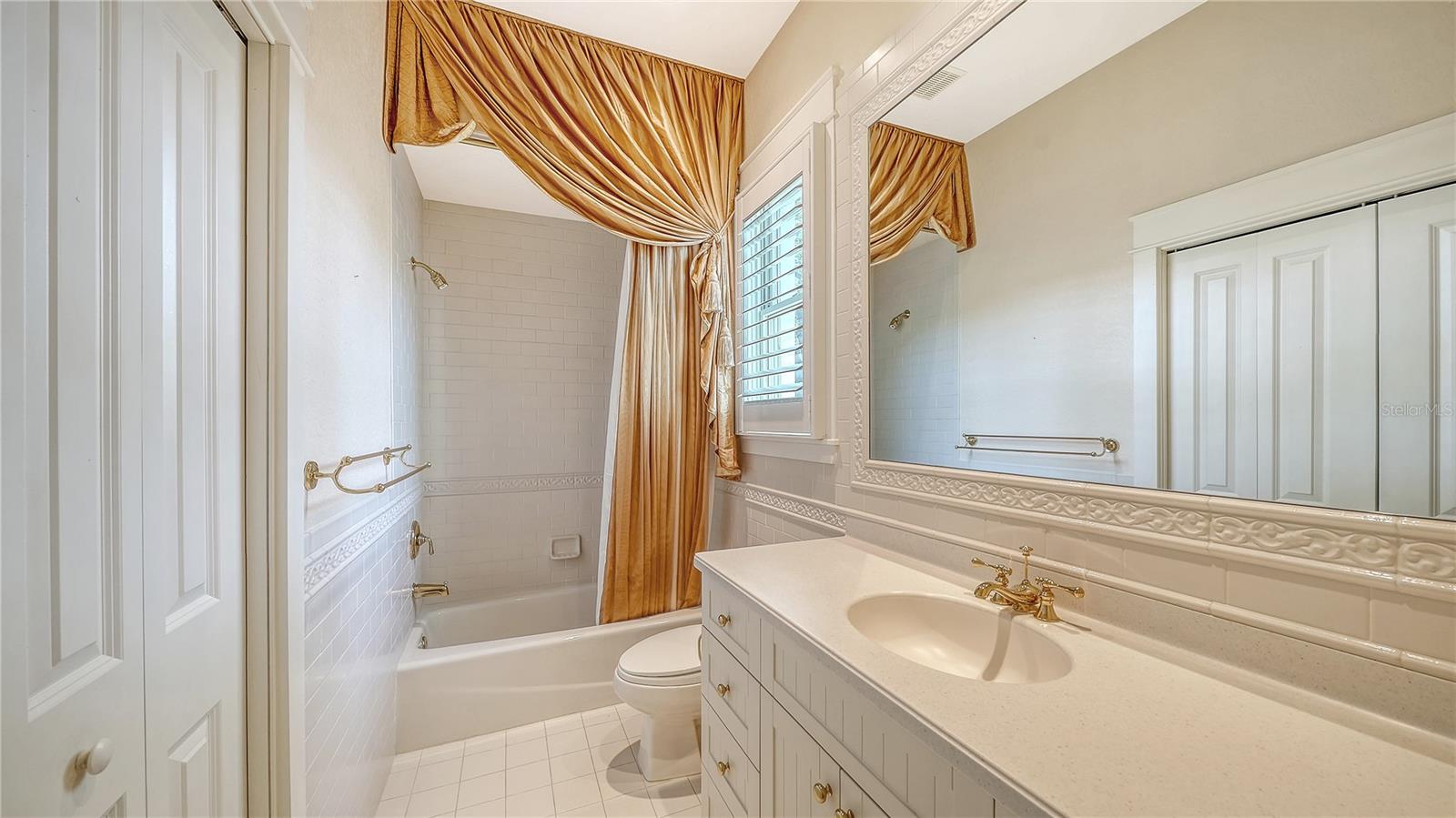 Image 28 of 50 For 554 Dove Pointe