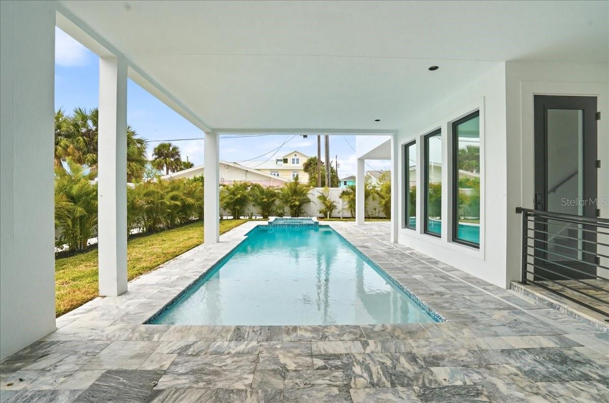 Image 10 of 100 For 1210 Gulf Boulevard