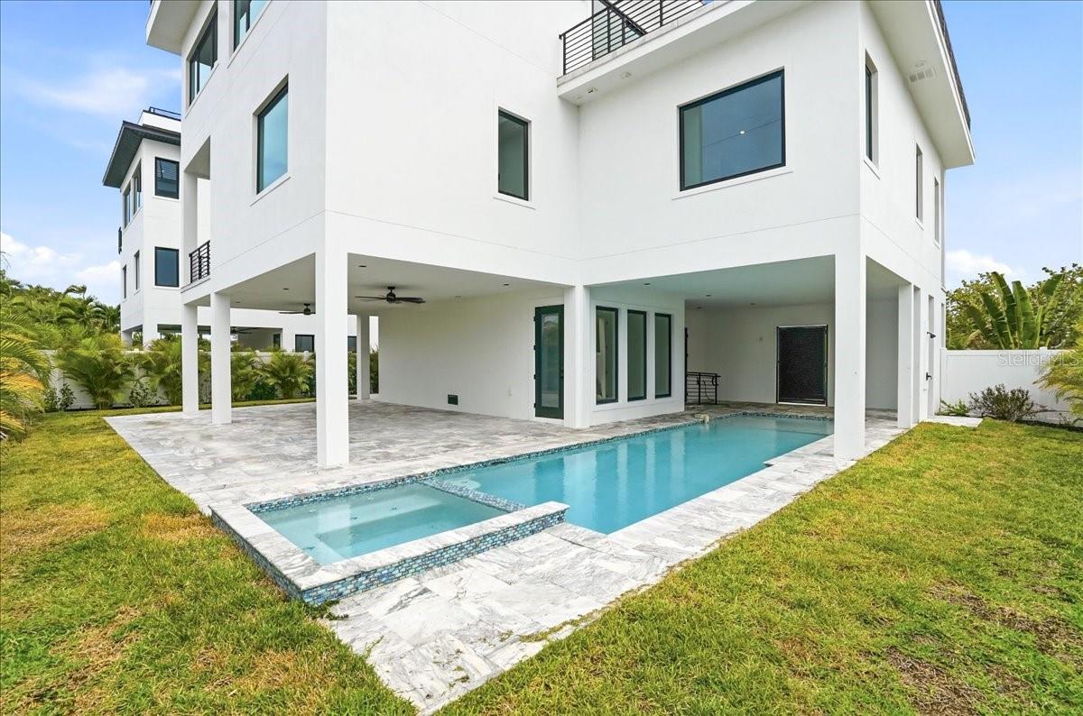 Image 12 of 100 For 1210 Gulf Boulevard