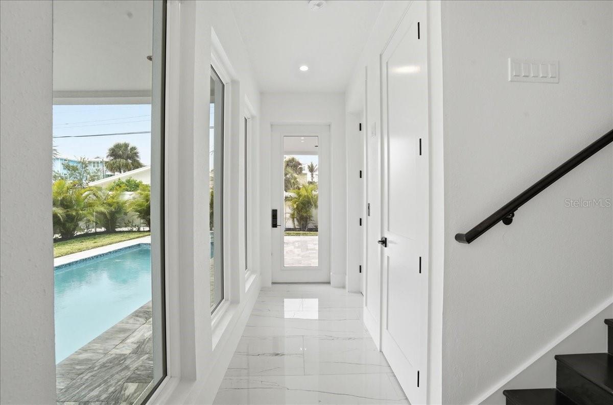 Image 20 of 100 For 1210 Gulf Boulevard