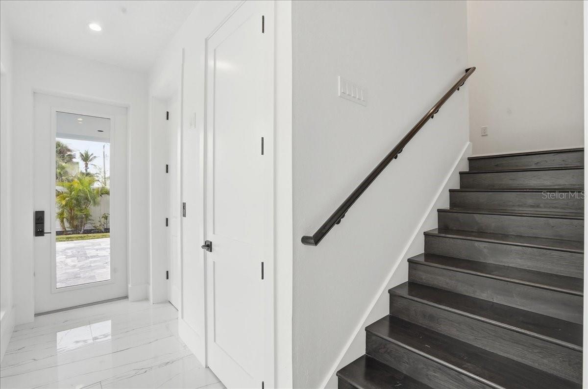 Image 21 of 100 For 1210 Gulf Boulevard