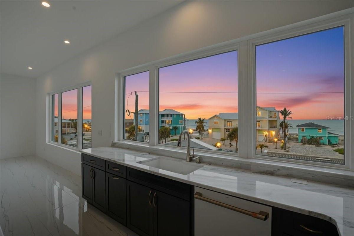 Image 65 of 100 For 1210 Gulf Boulevard