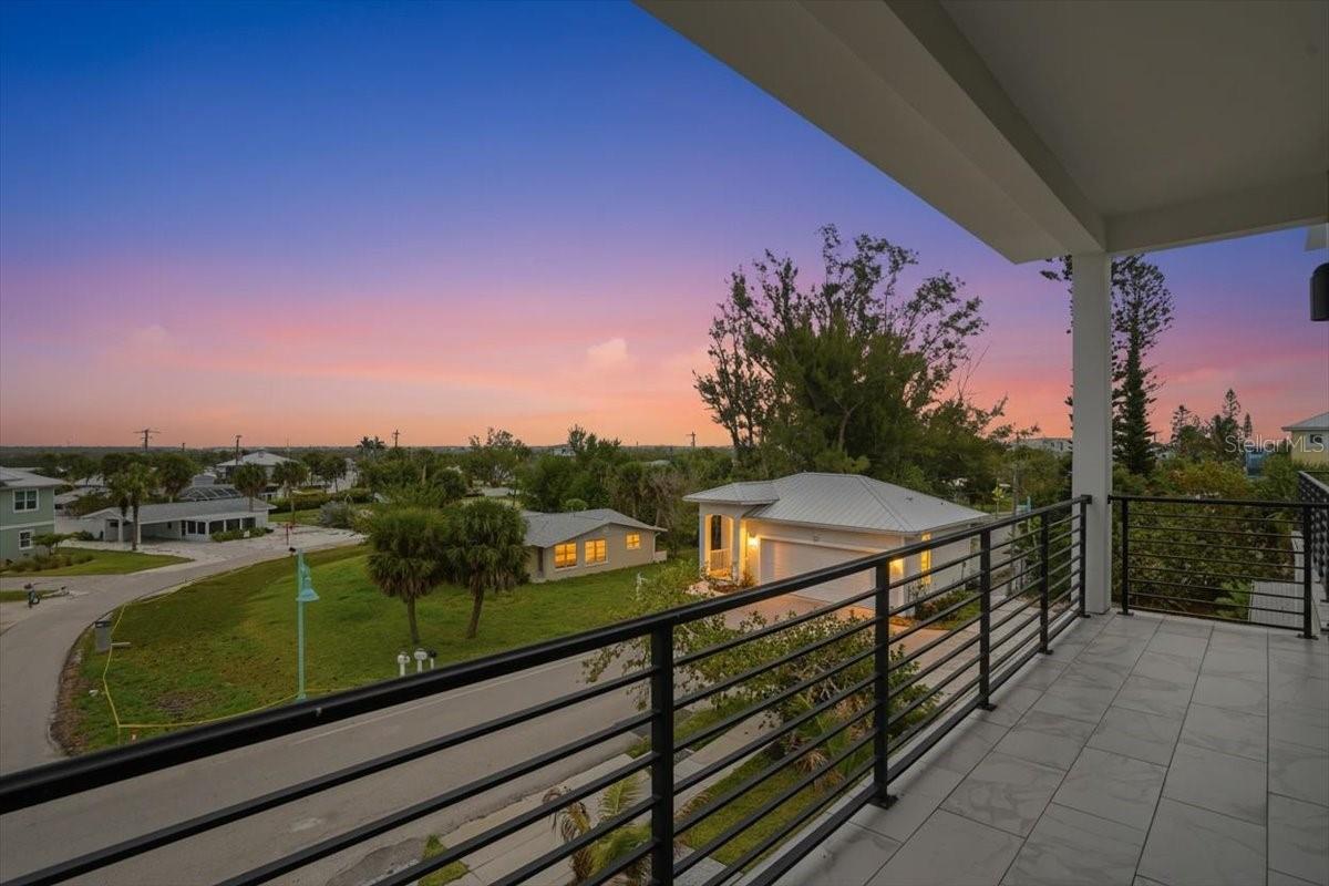 Image 73 of 100 For 1210 Gulf Boulevard