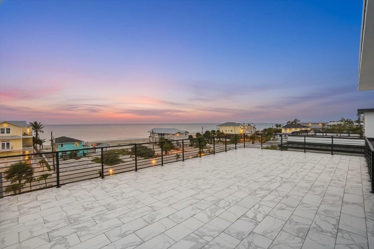 Image 77 of 100 For 1210 Gulf Boulevard