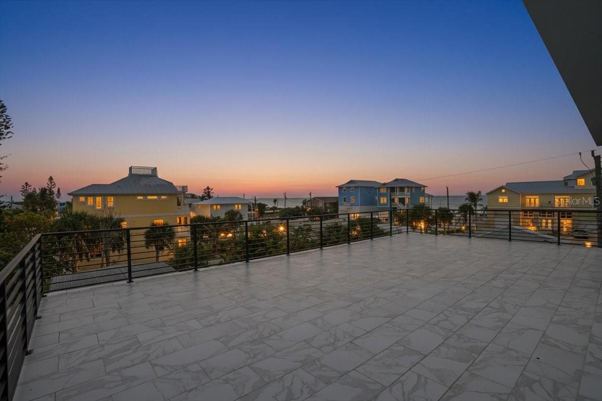 Image 78 of 100 For 1210 Gulf Boulevard