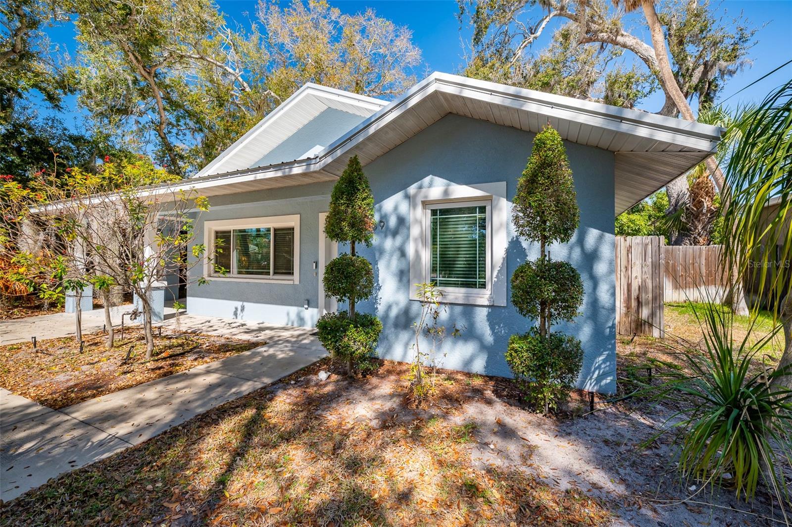 Image 2 of 26 For 1039 23rd Street