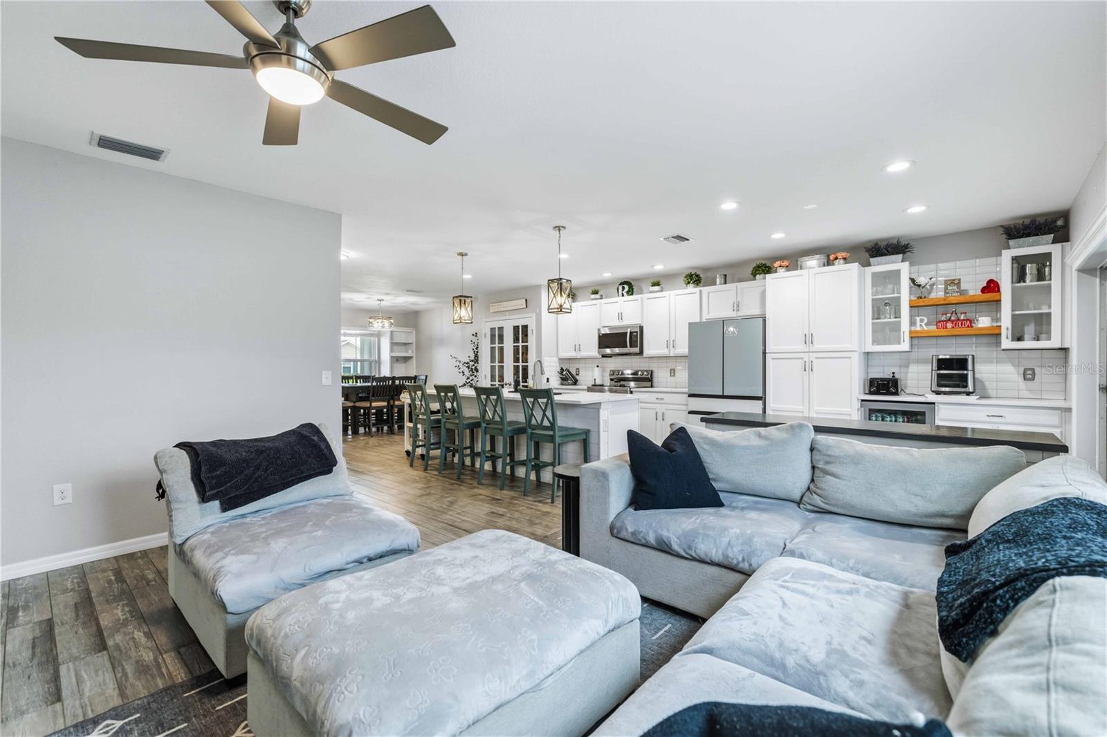 Image 20 of 59 For 229 Lone Dove Lane