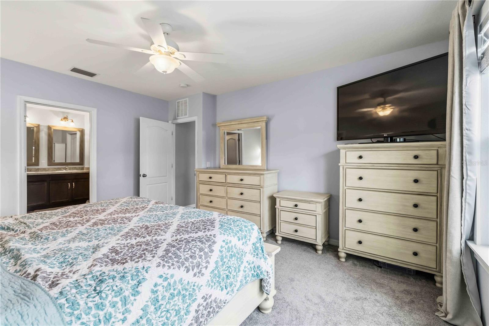 Image 23 of 59 For 229 Lone Dove Lane