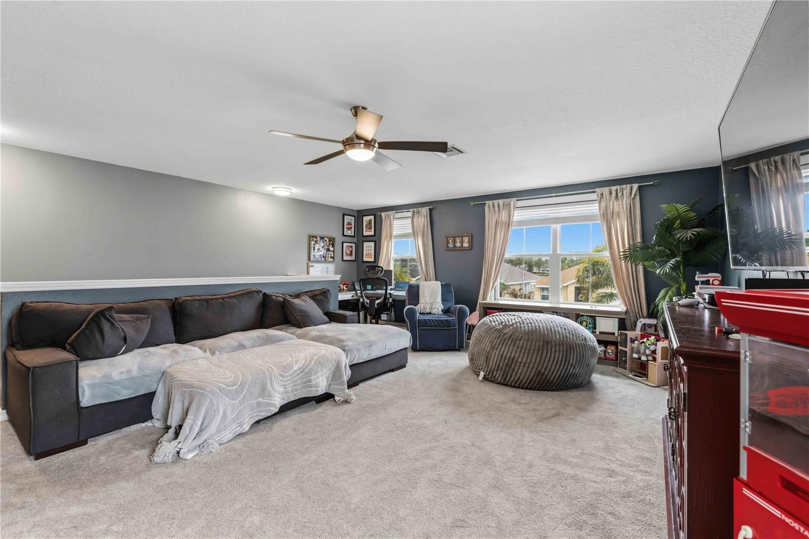 Image 29 of 59 For 229 Lone Dove Lane