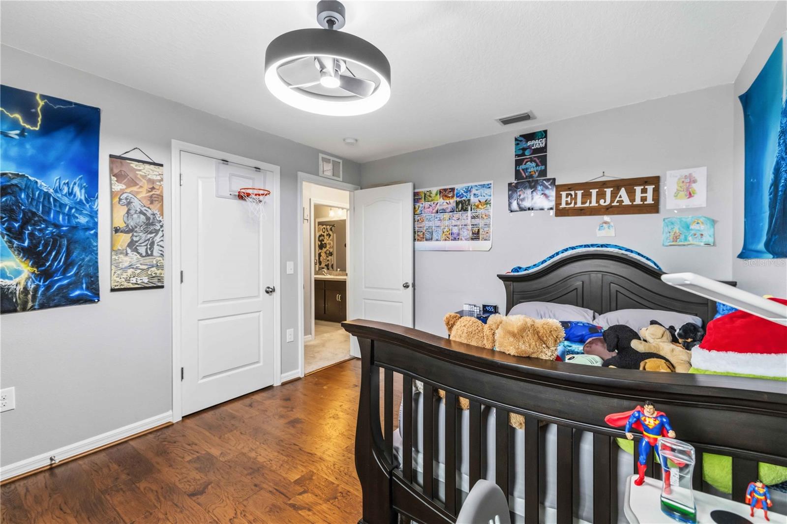 Image 40 of 59 For 229 Lone Dove Lane