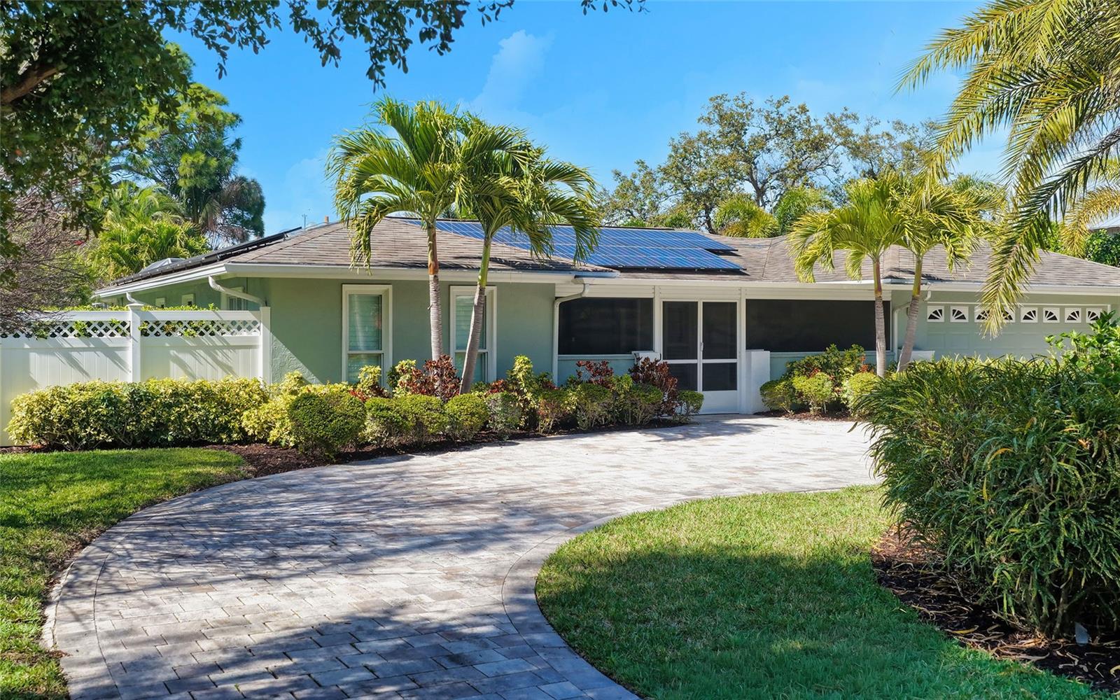 Details for 121 Holly Avenue, SARASOTA, FL 34243