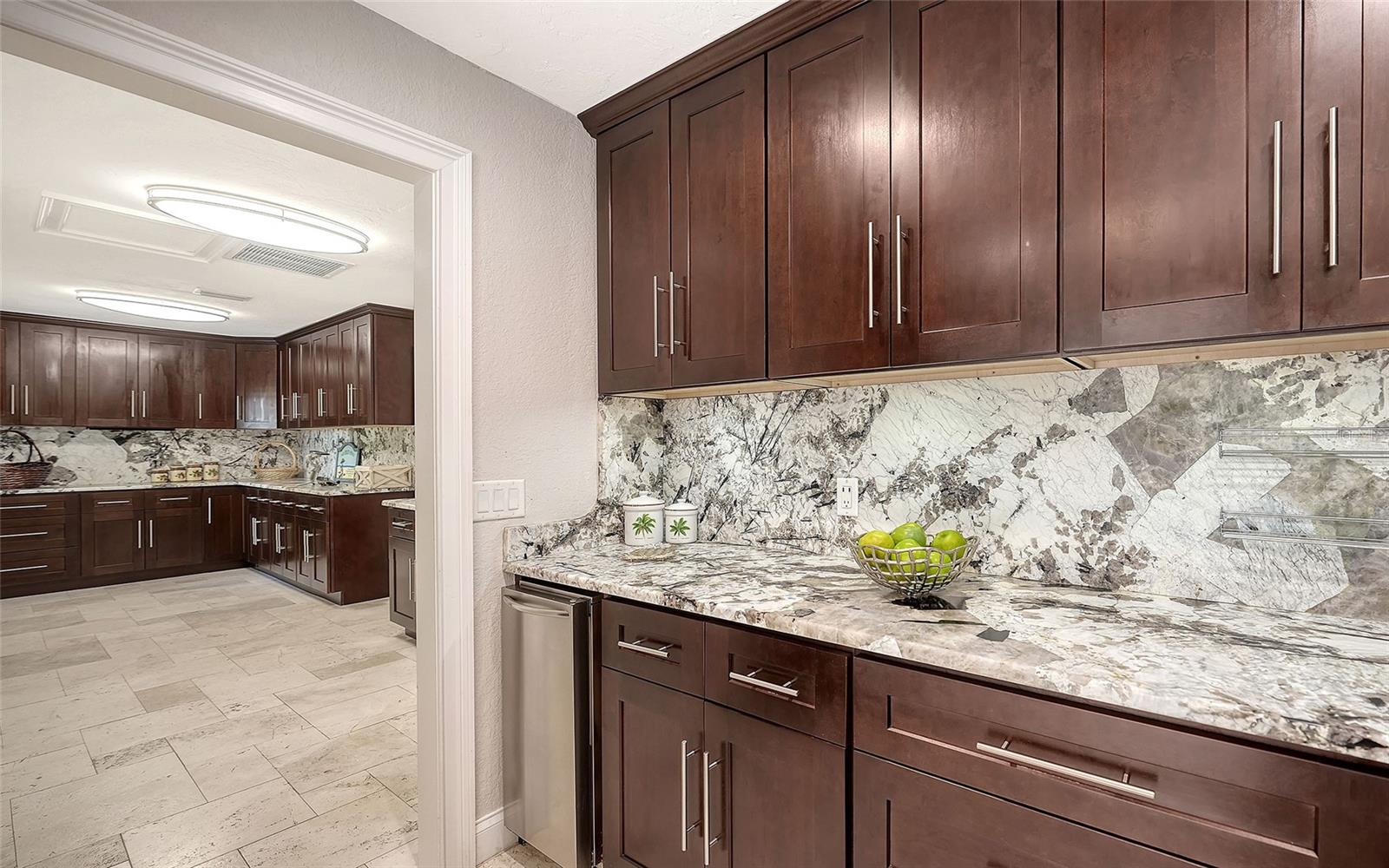 Image 20 of 41 For 121 Holly Avenue