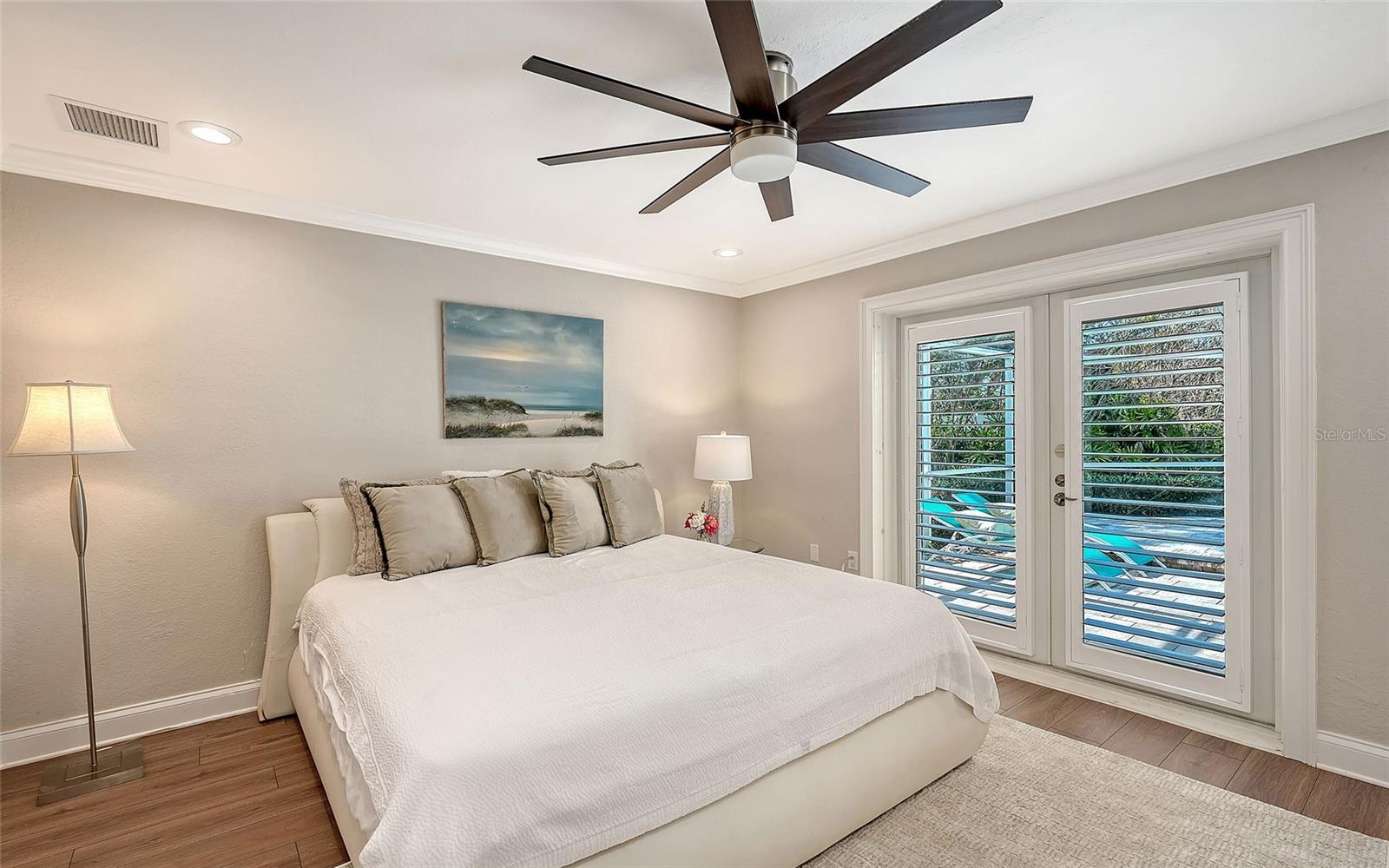 Image 22 of 41 For 121 Holly Avenue