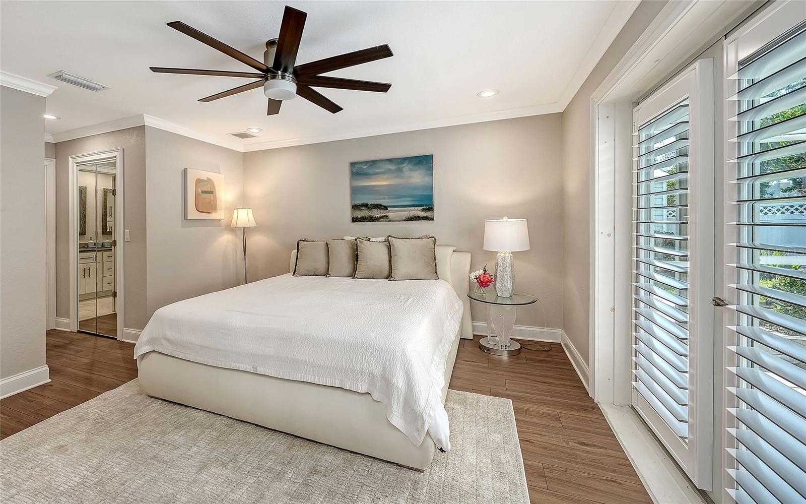 Image 24 of 41 For 121 Holly Avenue