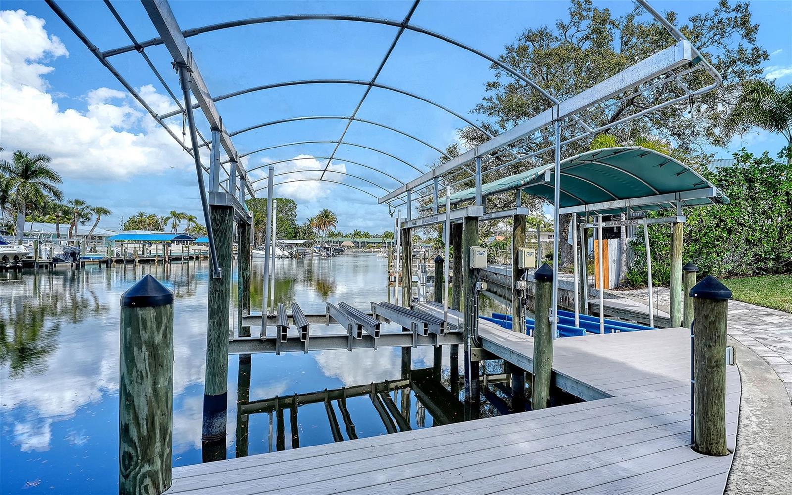 Image 3 of 41 For 121 Holly Avenue