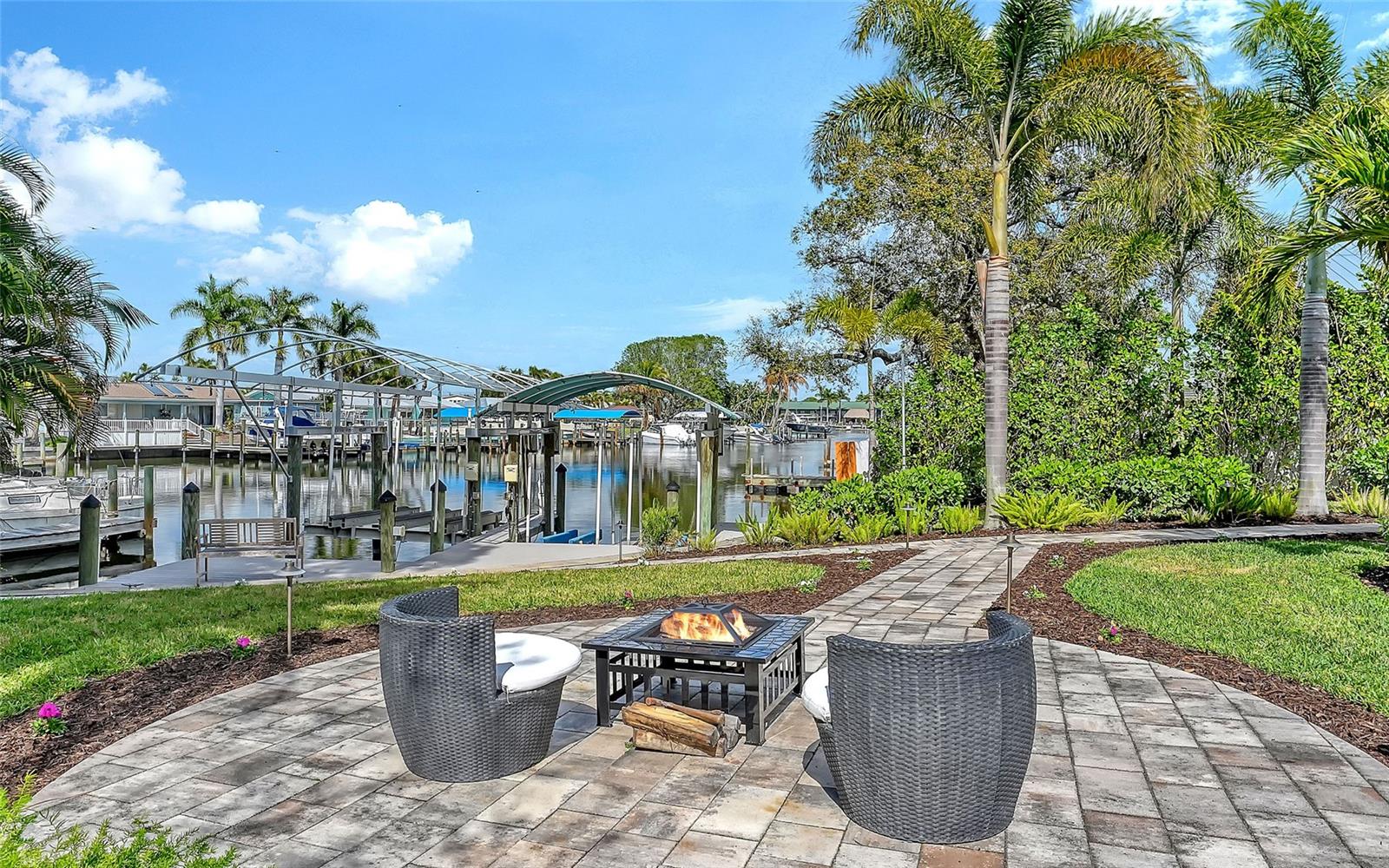 Image 36 of 41 For 121 Holly Avenue