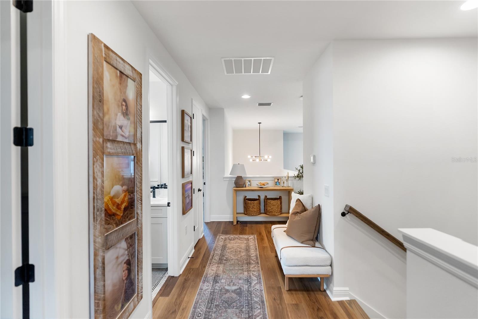 Image 17 of 55 For 17506 Savory Mist Circle