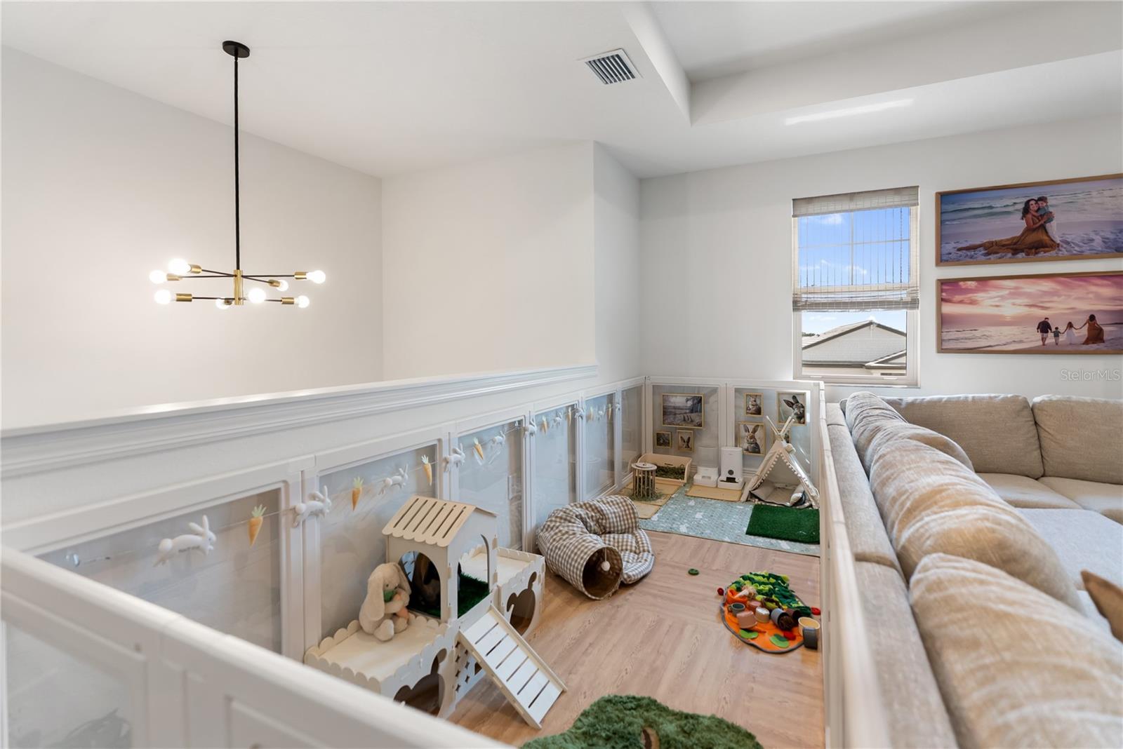 Image 25 of 55 For 17506 Savory Mist Circle