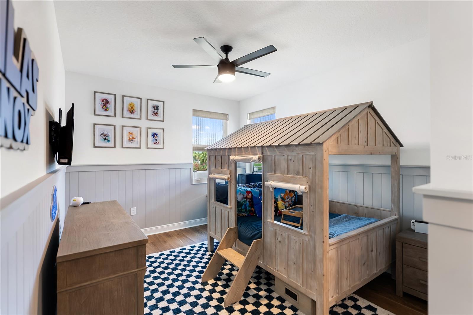 Image 34 of 55 For 17506 Savory Mist Circle