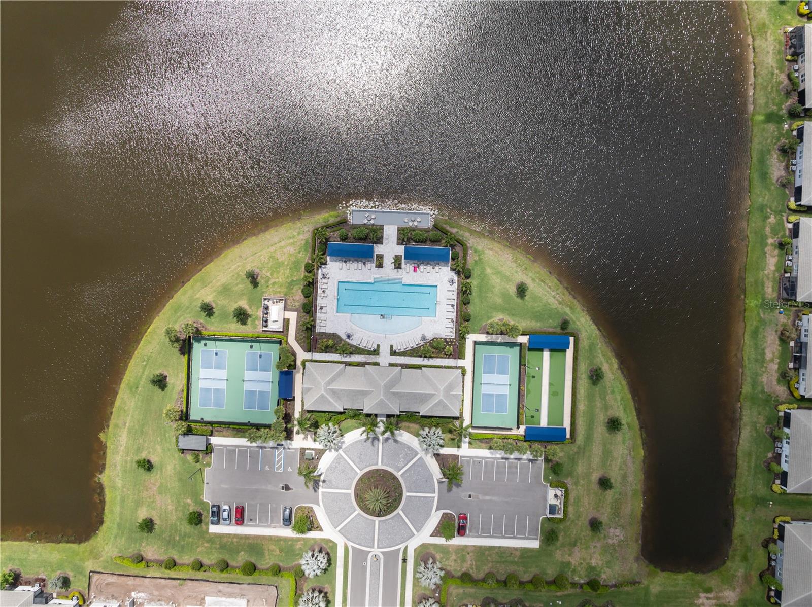 Image 52 of 55 For 17506 Savory Mist Circle