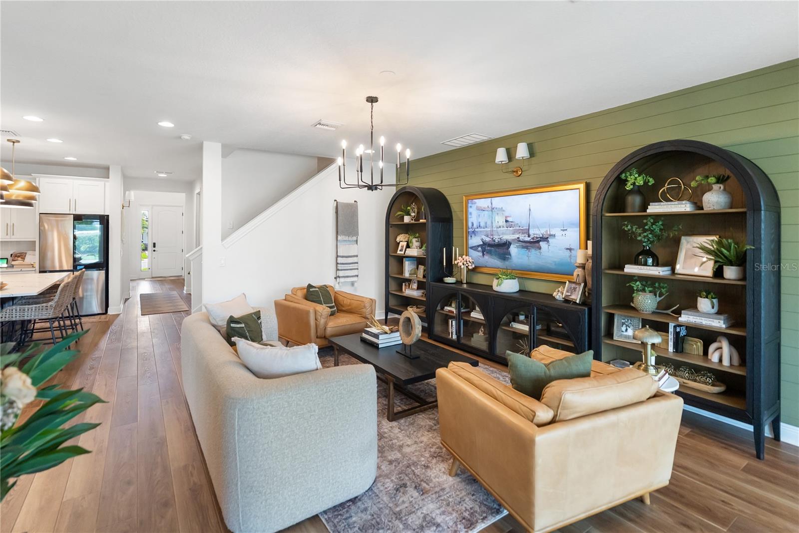 Image 7 of 55 For 17506 Savory Mist Circle