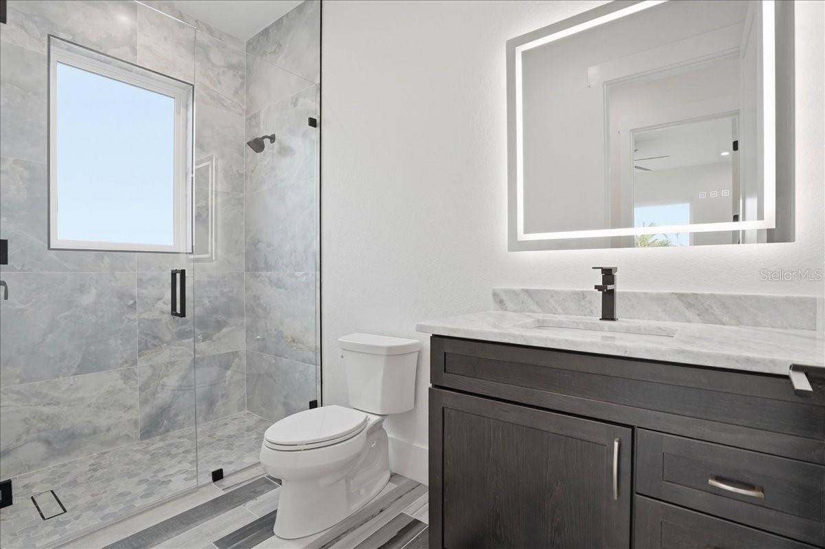 Image 25 of 90 For 1214 Gulf Boulevard