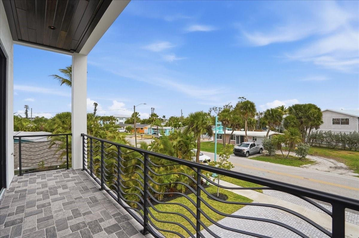 Image 29 of 90 For 1214 Gulf Boulevard