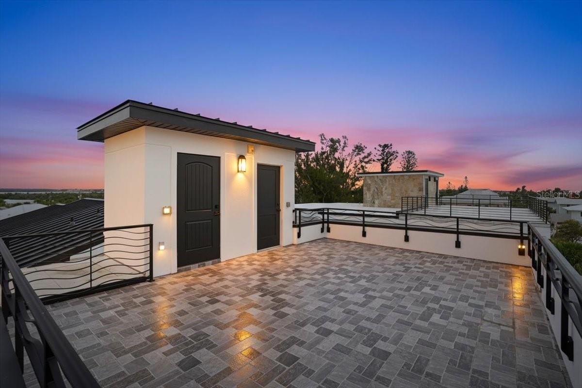 Image 39 of 90 For 1214 Gulf Boulevard