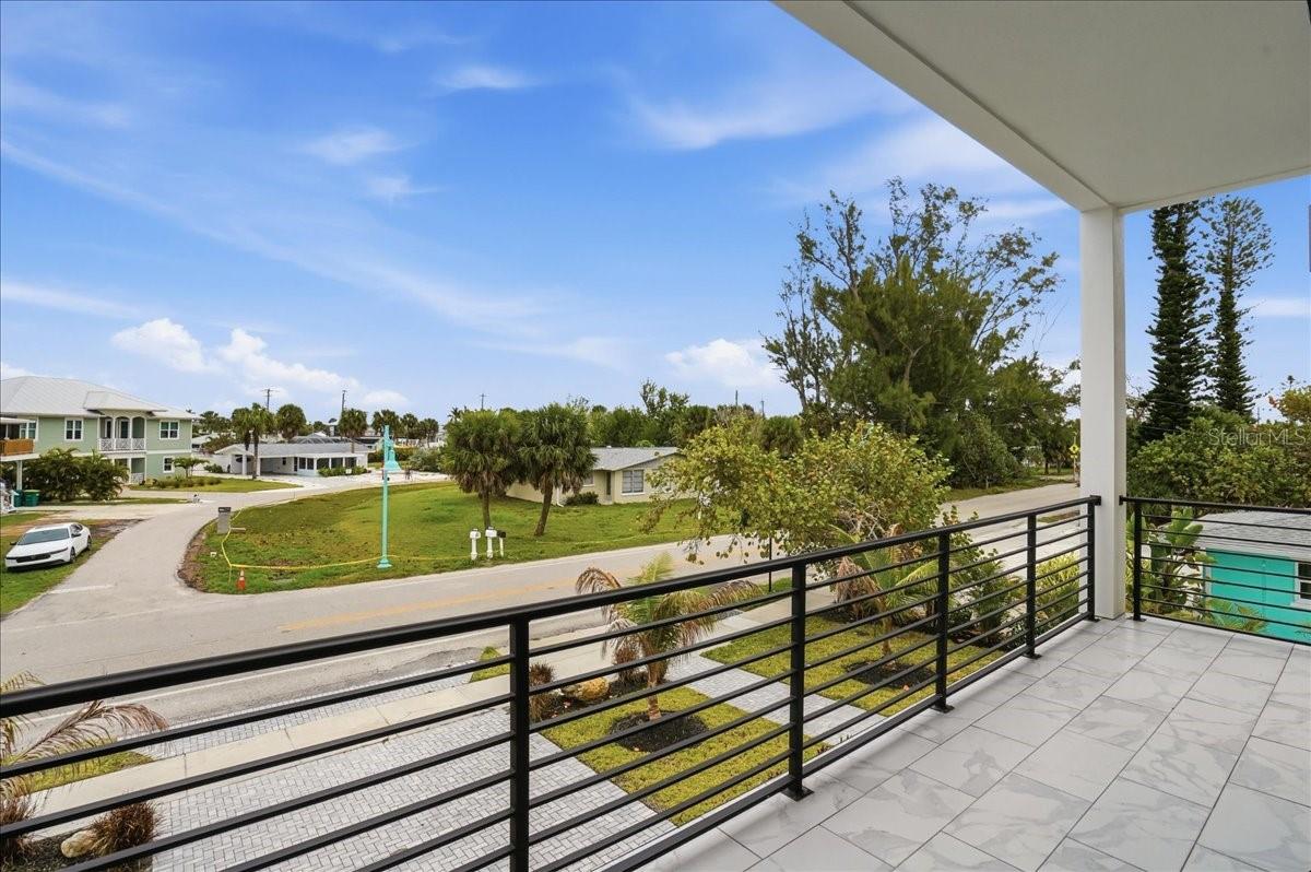 Image 60 of 90 For 1214 Gulf Boulevard