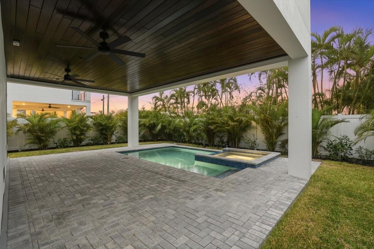 Image 75 of 90 For 1214 Gulf Boulevard