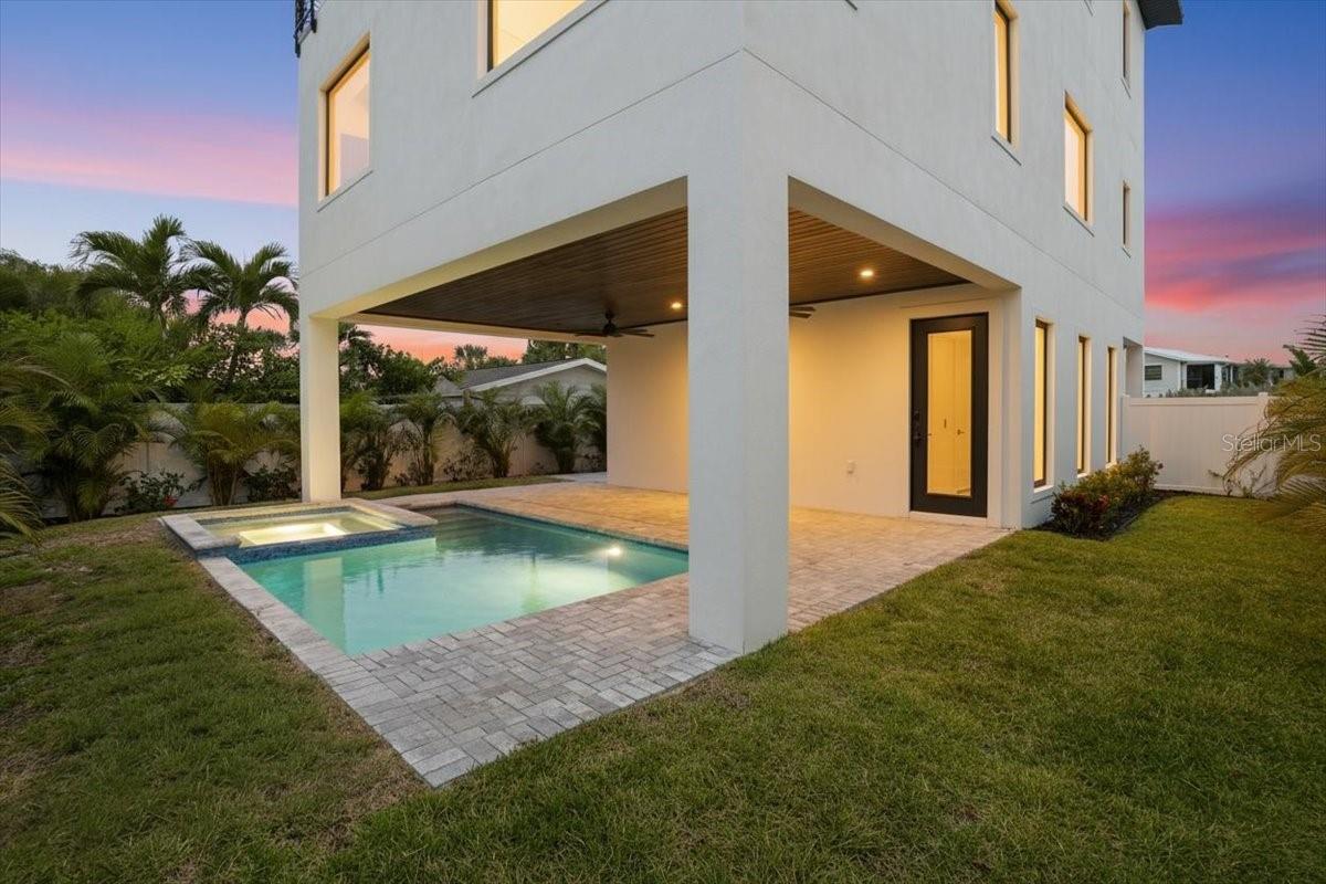 Image 76 of 90 For 1214 Gulf Boulevard